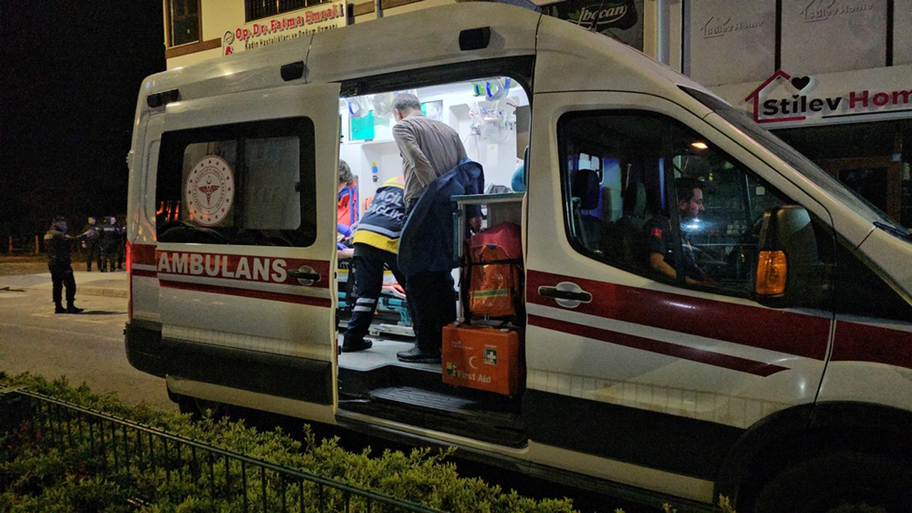 Restoranda Bıçaklı Kavga: 1 Ölü, 3 Yaralı