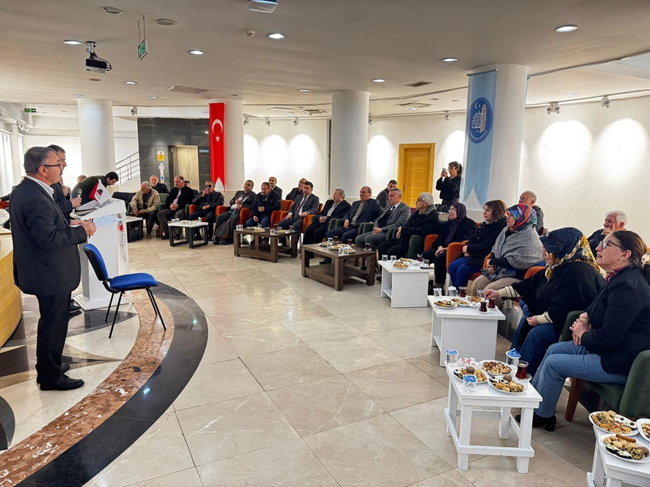 Sanat Dostları Bir Araya Geldi