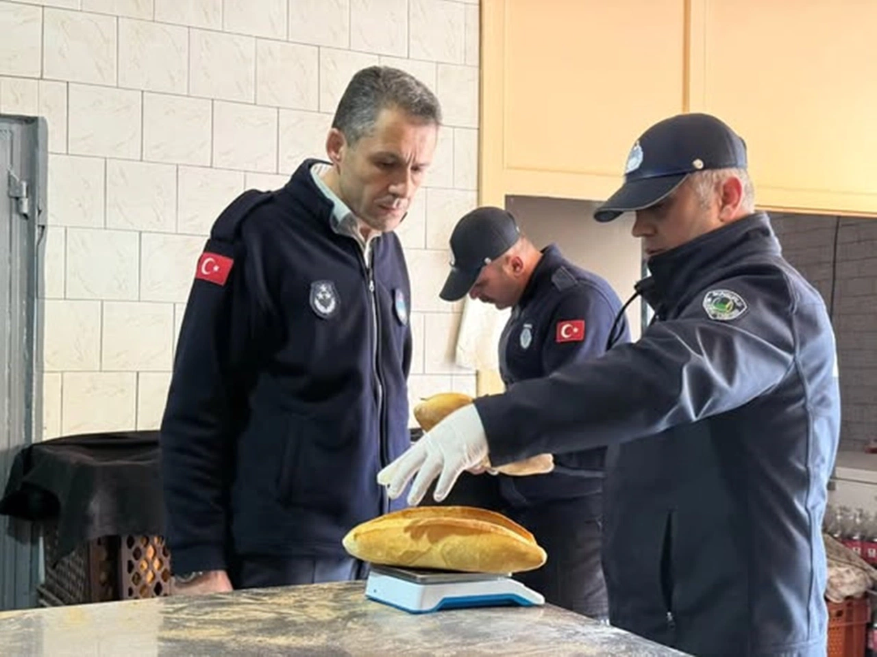 Sungurlu Zabıtasından Fırın ve Pastane Denetimleri