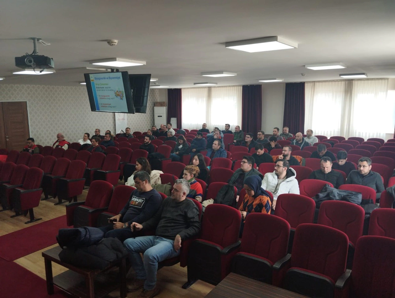 Veteriner Hekimlere Numune Alma ve Gönderme Eğitimi