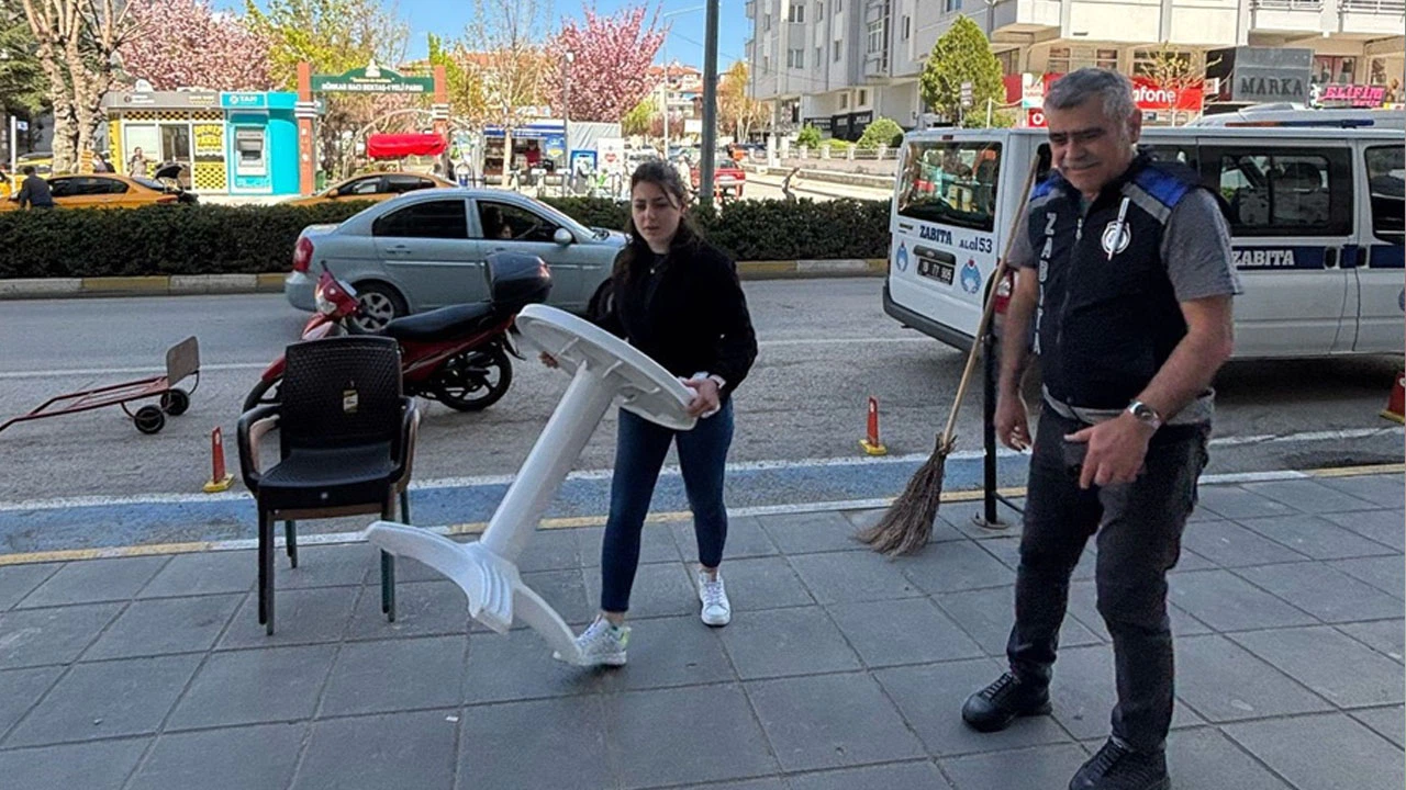 Zabıtadan Kaldırım İşgali Denetimi