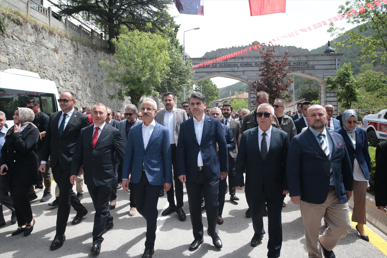 Bakan Uraloğlu, "Geleneksel Göynük Akşemseddin Hz. Anma Günü" programına katıldı: