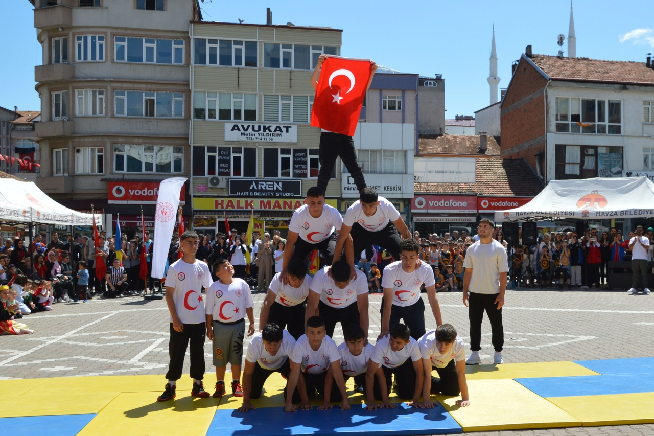 Havza ve Vezirköprü'de 19 Mayıs Atatürk'ü Anma, Gençlik ve Spor Bayramı kutlandı