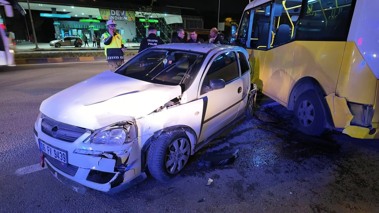 Karabük'te ehliyetsiz ve alkollü sürücünün karıştığı kazada 2 kişi yaralandı