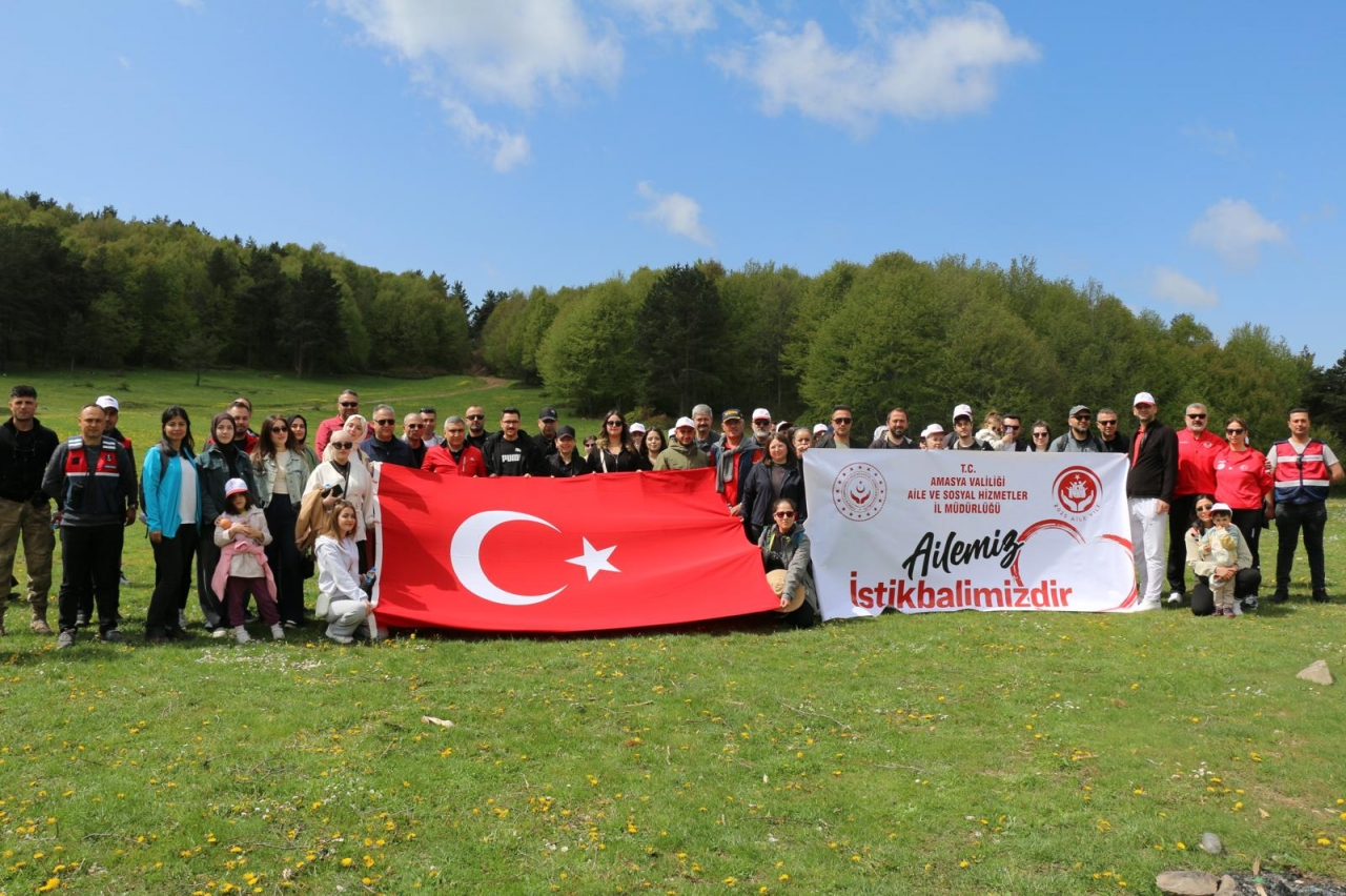 Merzifon’da Aile Yılı Yürüyüşü düzenlendi