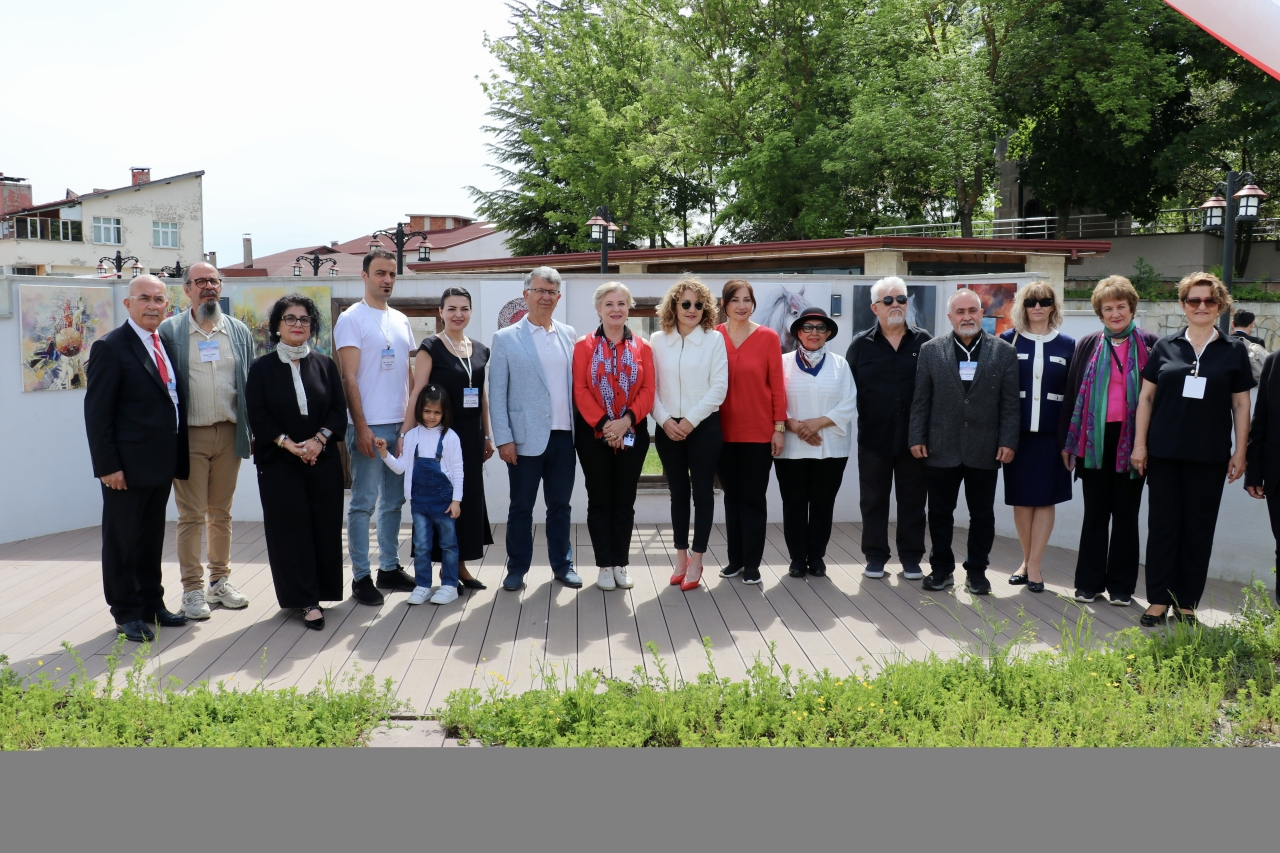 Samsun'da "Bizim Heybe'miz Uluslararası Sanat Çalıştayı ve Resim Sergisi" açıldı