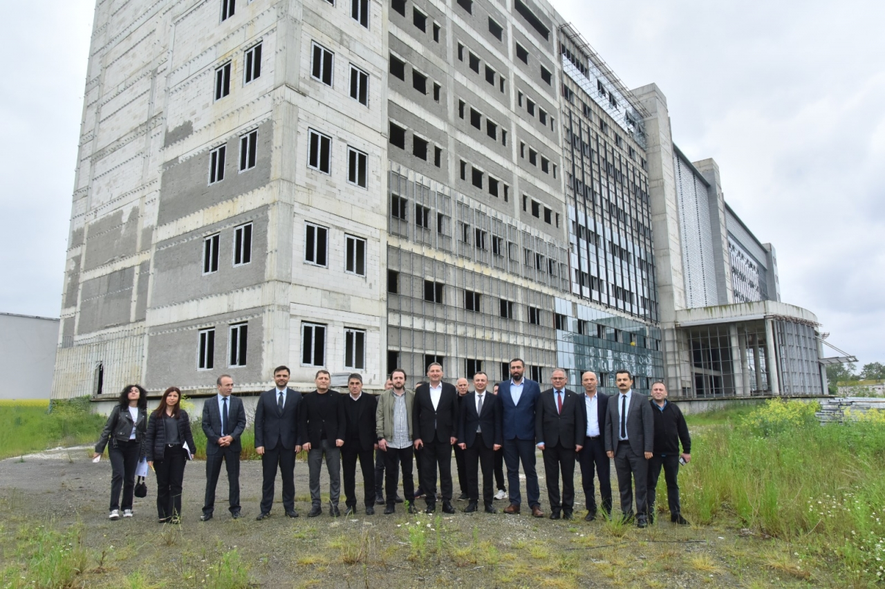 Tekkeköy Devlet Hastanesinin yer teslimi yapıldı