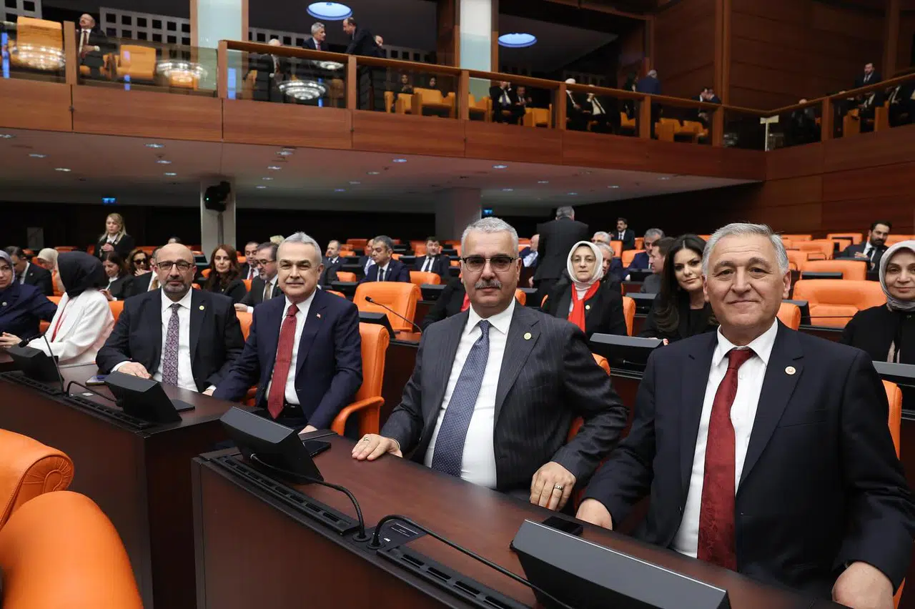 Ahlatcı: Gençlere Güvenimiz Tam