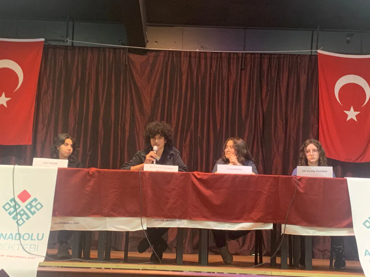 Atatürk Anadolu Lisesi’nde Edebiyat Rüzgarı