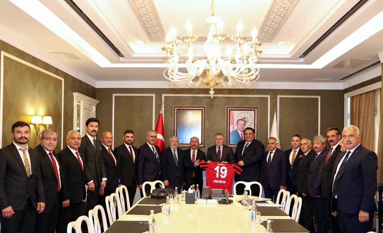 Bakana Teşekkür Ziyareti