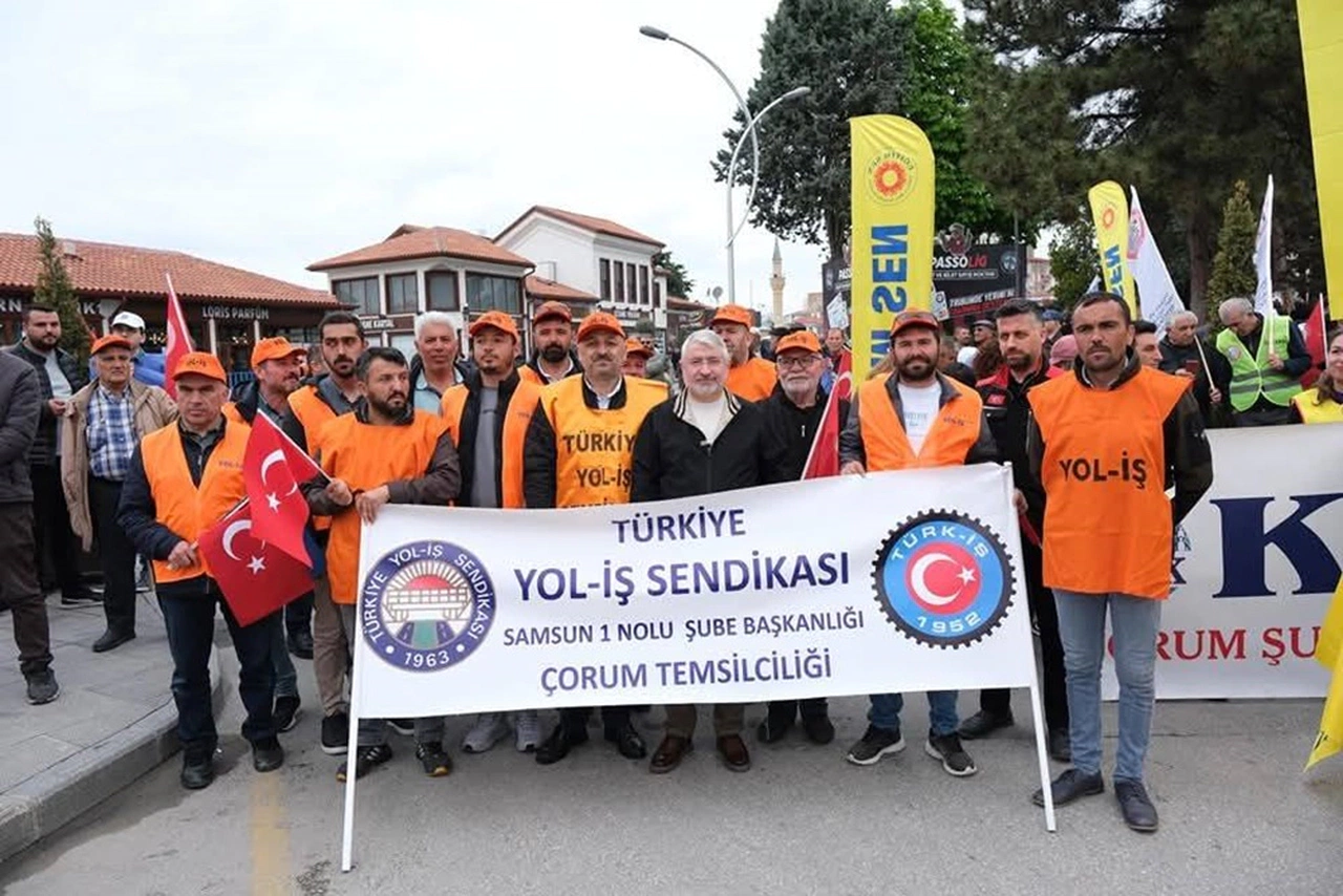 Başkan Aşgın, 1 Mayıs Kutlamalarında