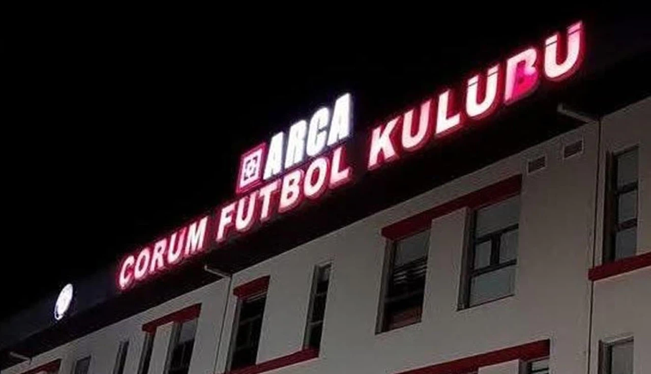 İsim Değişikliğini ‘Arca’ Açıkladı