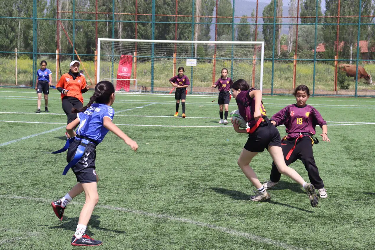 Çorum'da Ragbi Şöleni Devam Ediyor