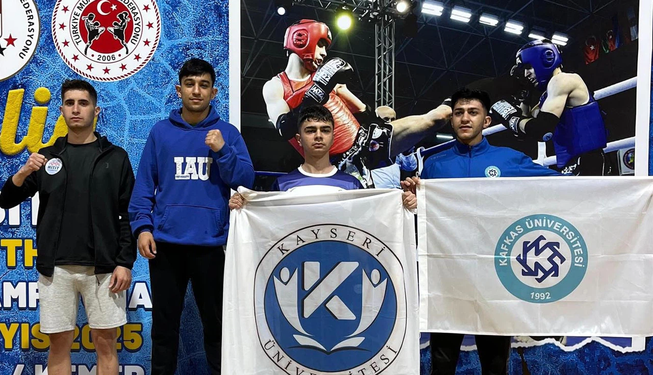 HİTÜ’lüler Muay Thai Şampiyonasından Madalyalarla Döndü