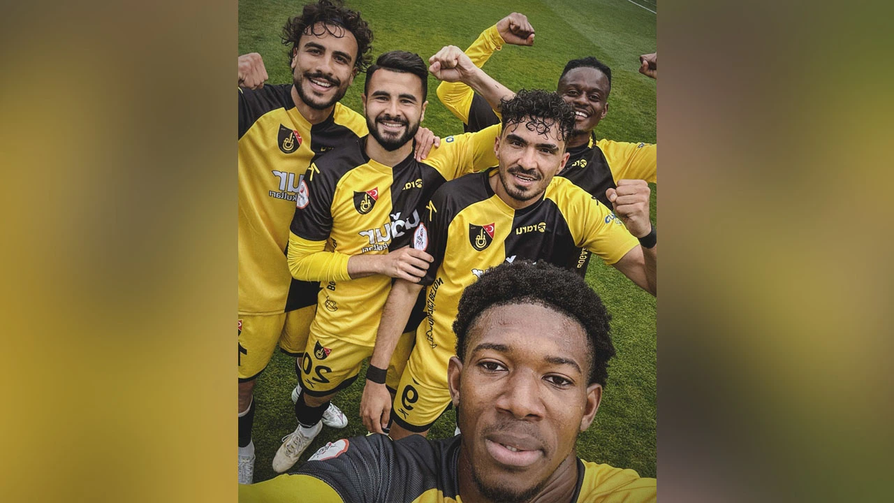 İstanbulspor Golü ‘Selfie’ ile Kutladı