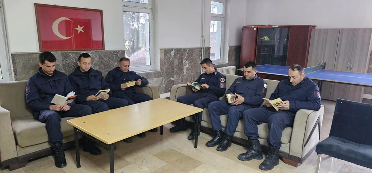 Kitap Sevgisi Kurumlara Taşınıyor