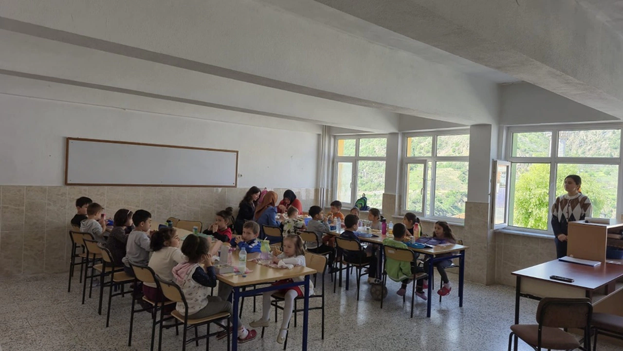 Miniklere Diyabet ve Sağlıklı Yaşam Eğitimi