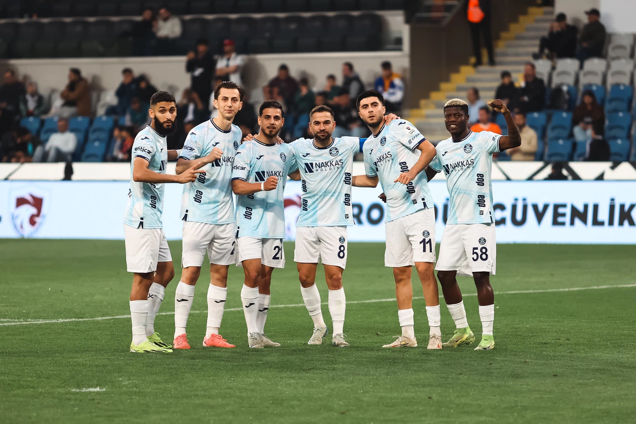 Toplam 220 Dosya Var, Adana Demirspor Zirvede