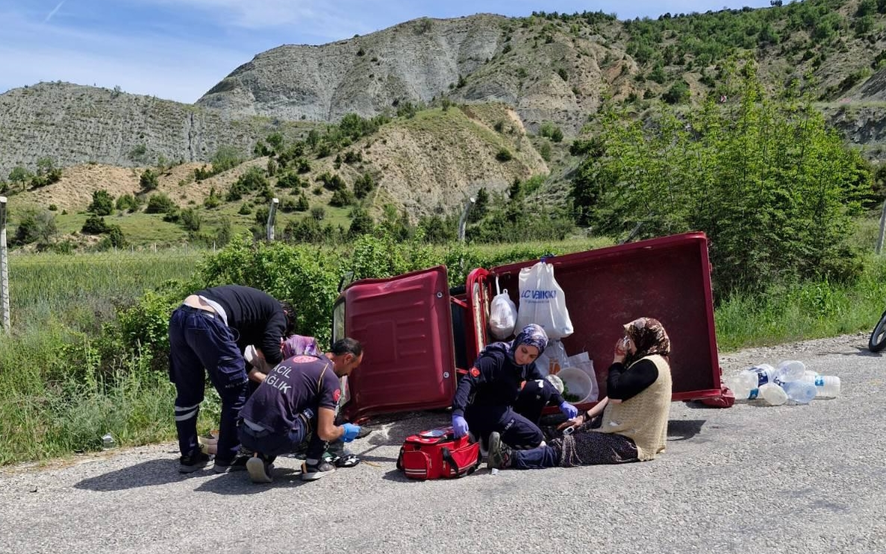 Triportör Devrildi: 2 Yaralı
