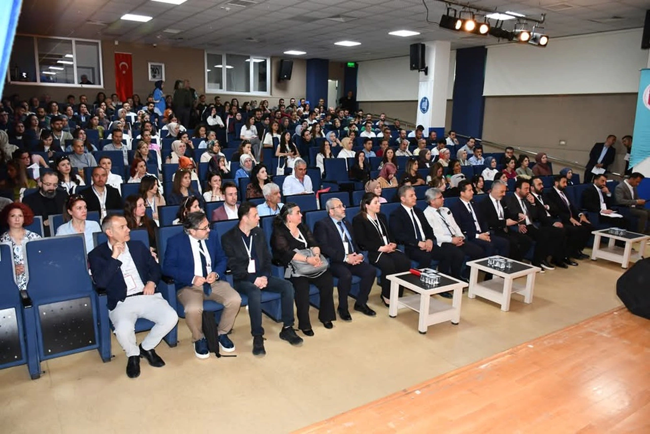 Ulusal Pozitif Psikoloji Sempozyumu Başladı