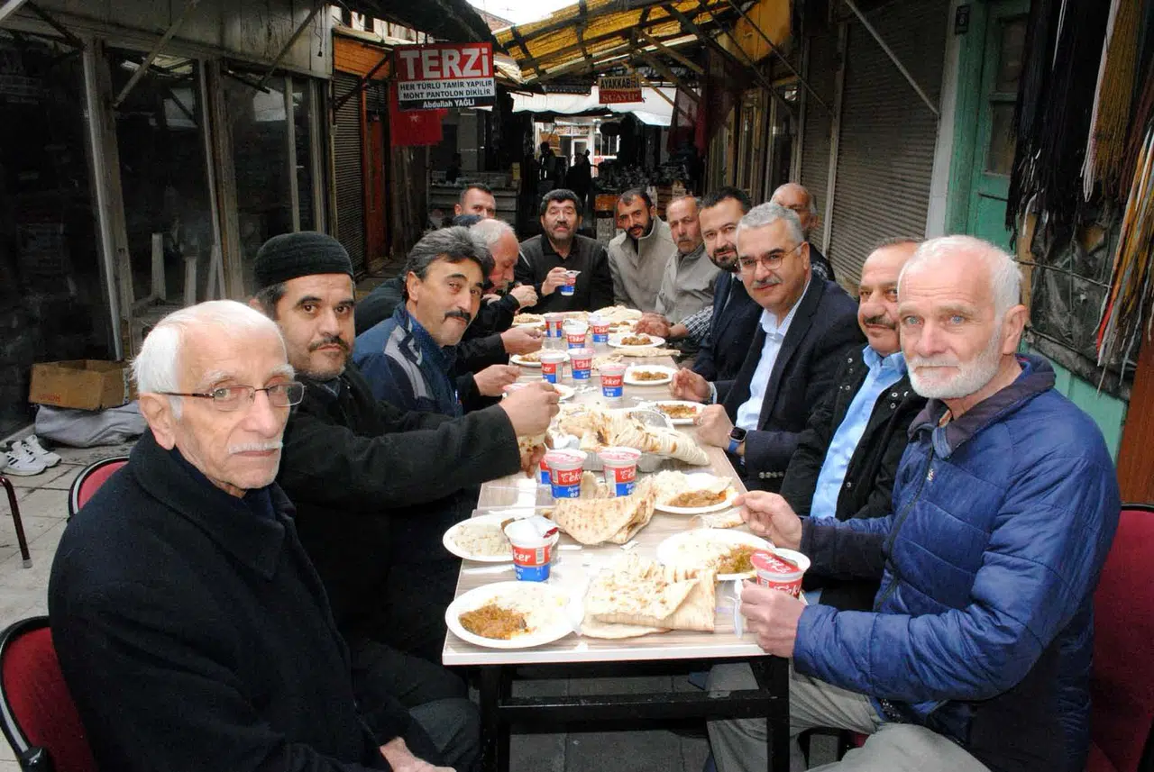 Esnaf Sofrasında Bereket Duası