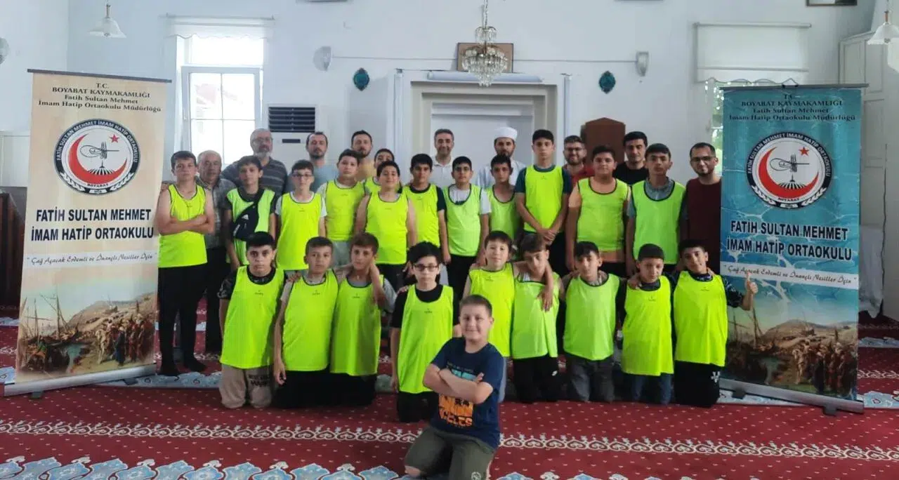Boyabat'ta "Bisiklete Biniyorum Camiye Gidiyorum" projesi sekiz yıldır devam ediyor