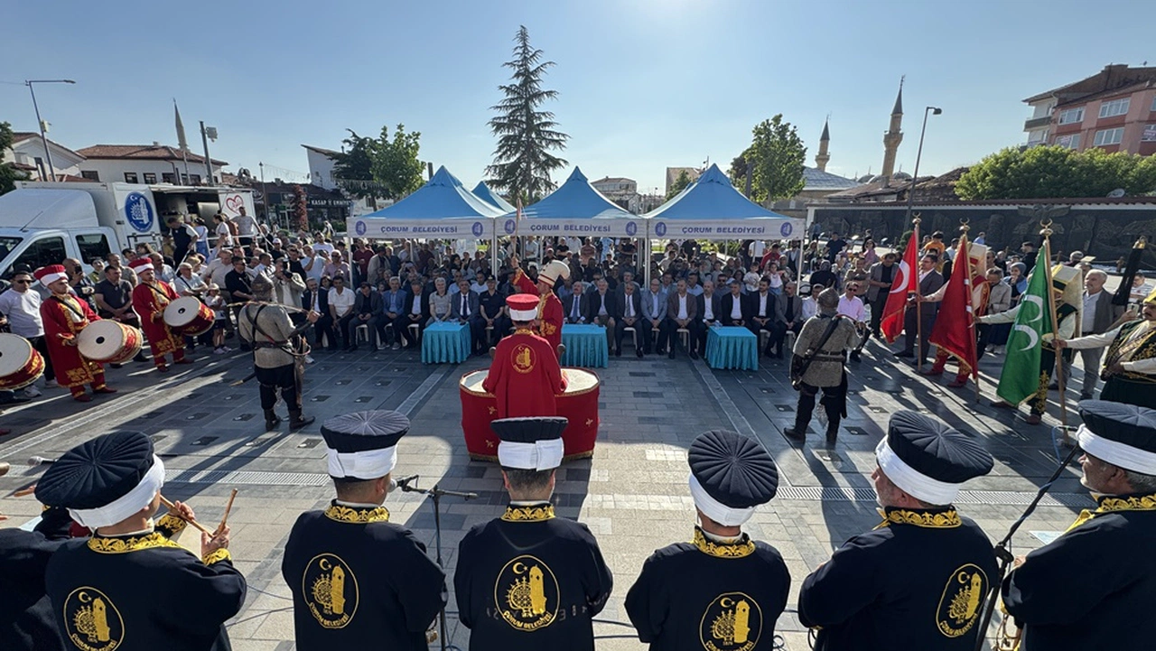 Asırlık Gelenek Devam Etti