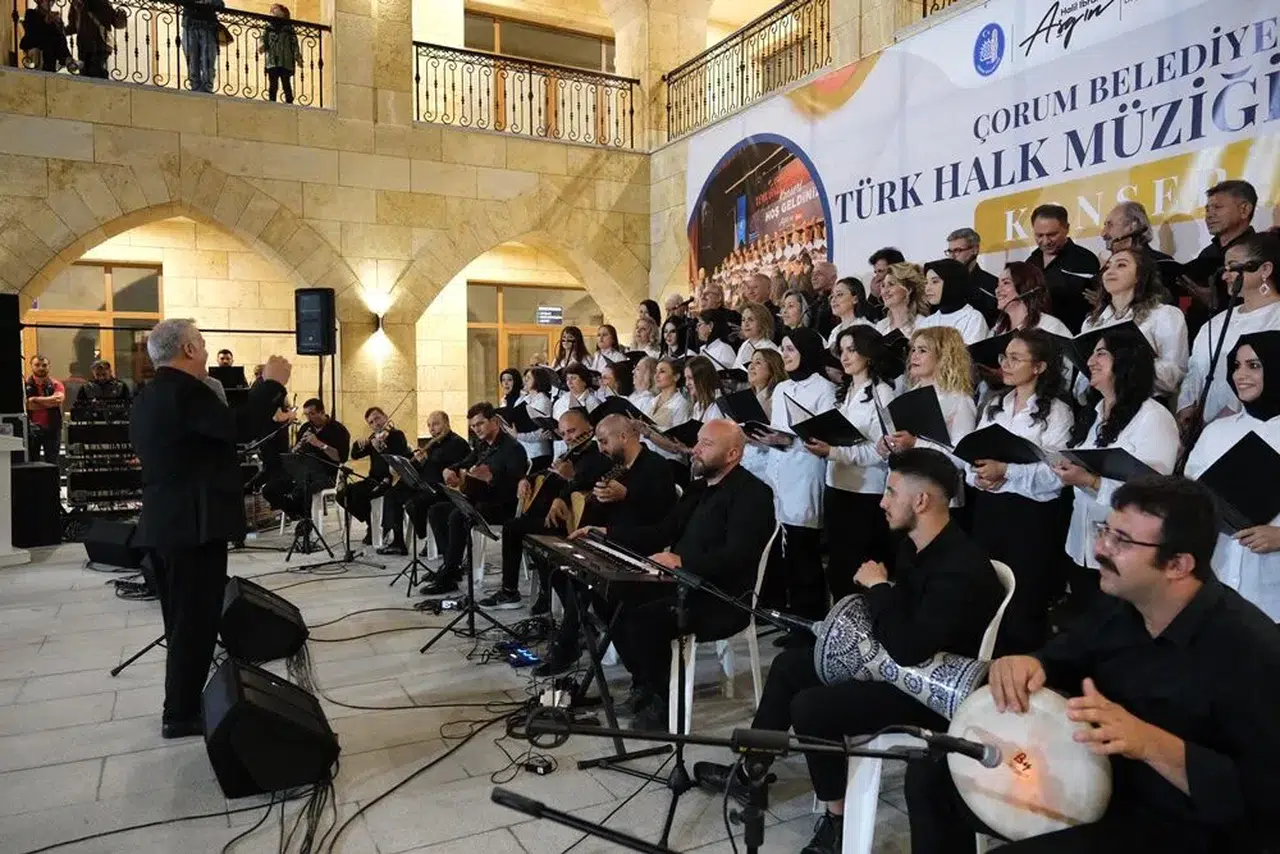 Bedesten’de Türküler Yankılandı