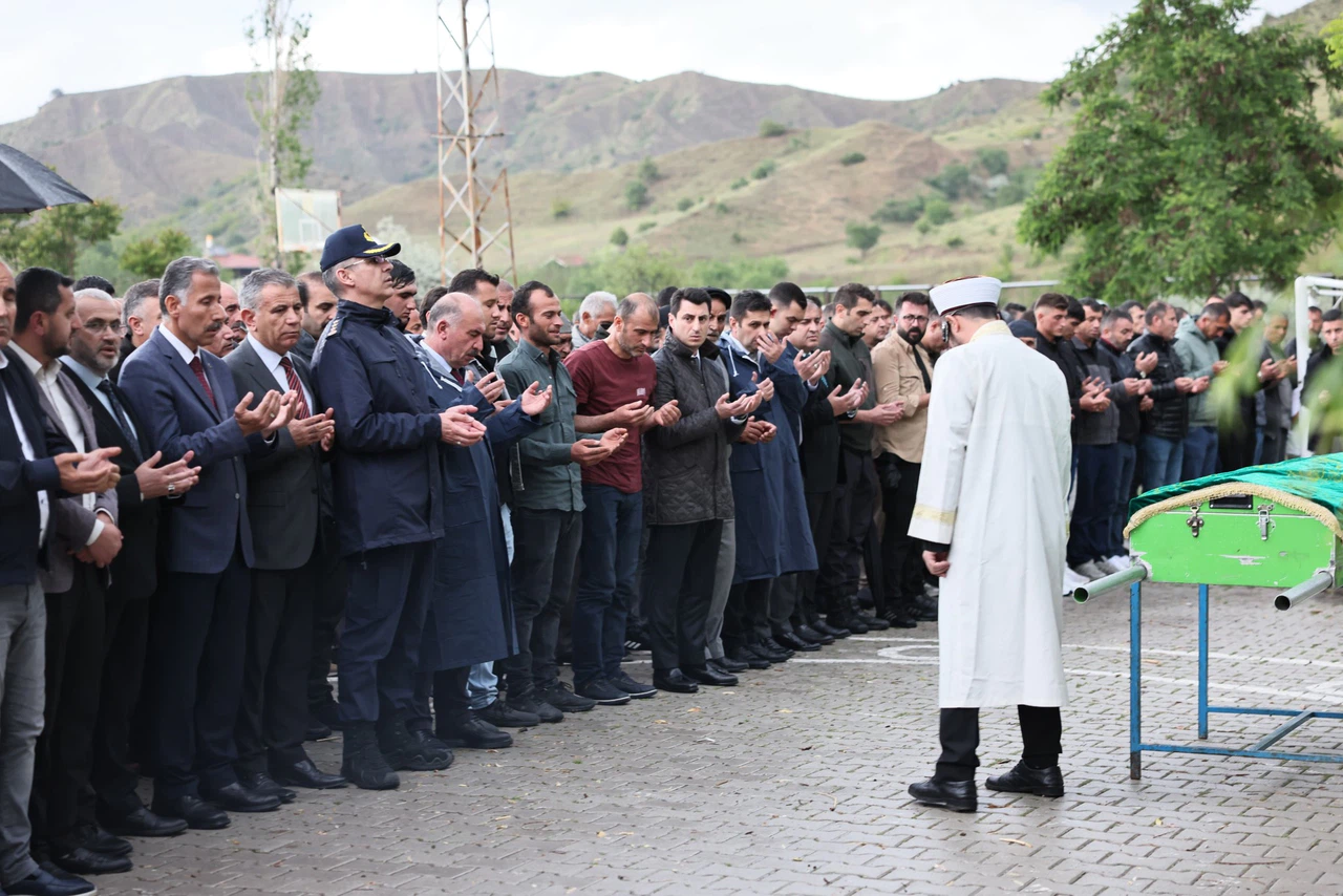Boğularak Vefat Eden Çorumlu Genç Defnedildi