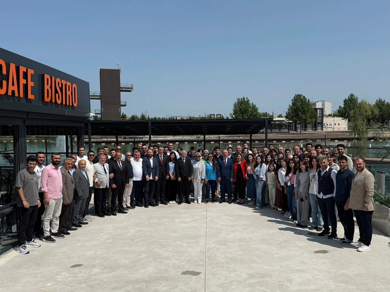 Milletvekili Ahlatcı, Bayramı Hemşehrileriyle Geçirdi