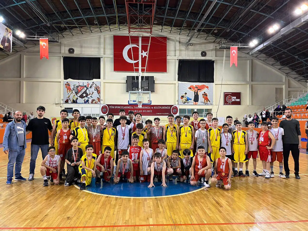 Şampiyon Çorum Belediye Spor Kulübü!