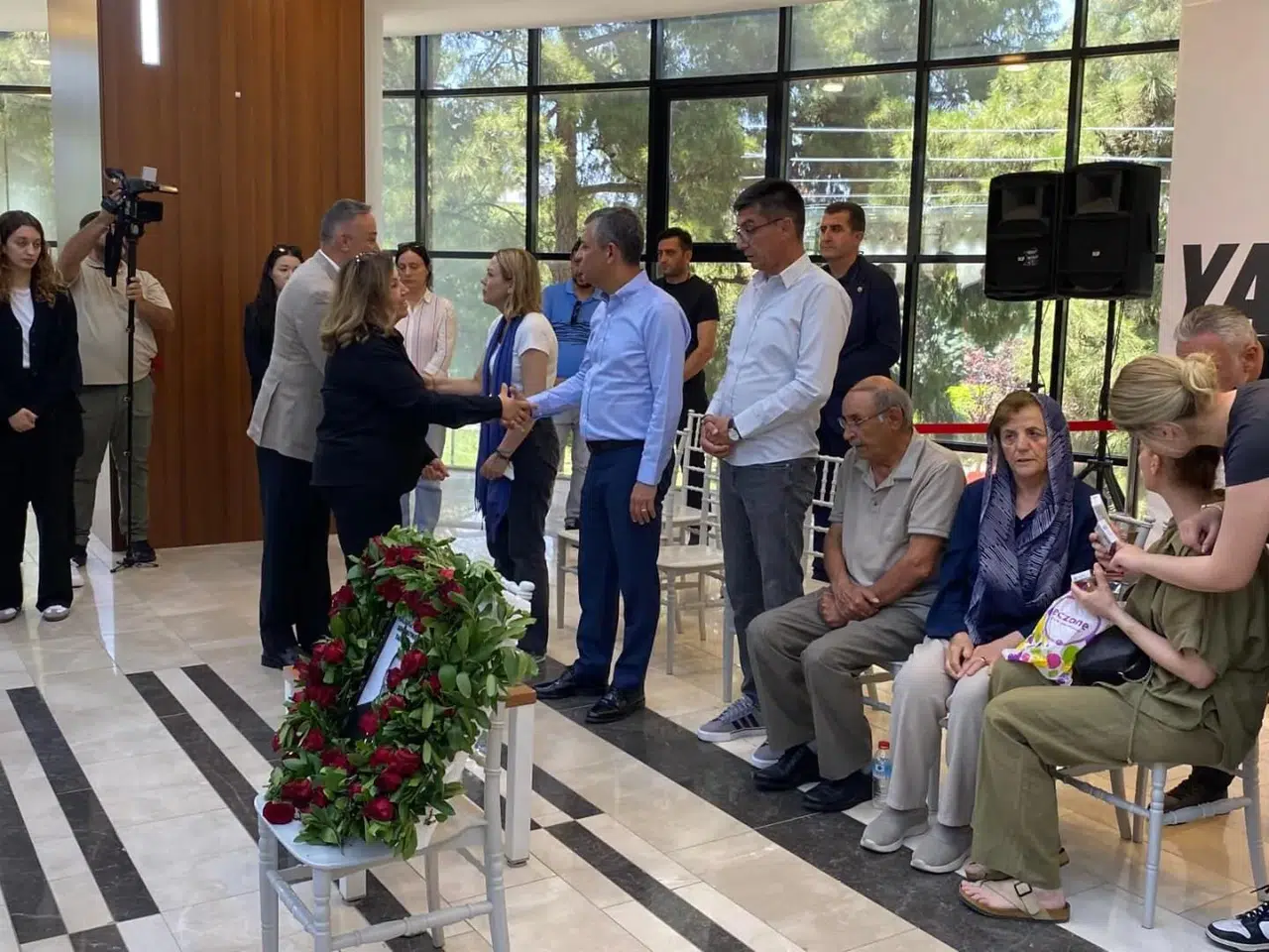 Tahtasız,  Özel İle Birlikte Taziye Ziyareti Yaptı