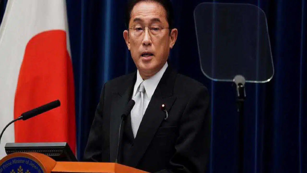 Japonya'dan Rus petrolünün ithalatını aşamalı durdurma kararı