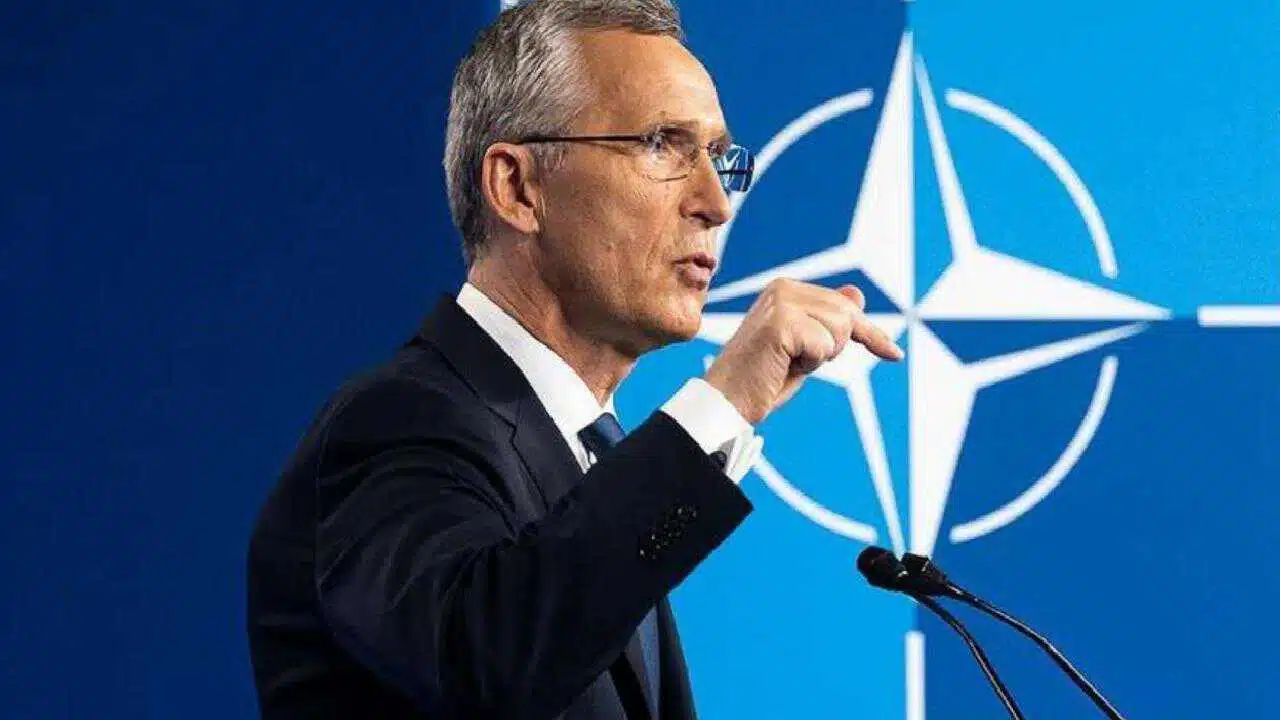 NATO'dan Rusya'ya 'nükleer' uyarısı
