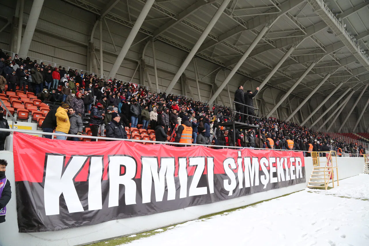 Anne ve Çocuklarına Ücretsiz Maç İmkanı