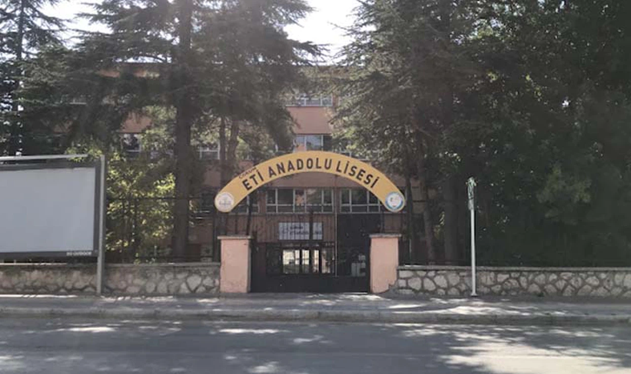 Eti Anadolu Lisesi Tahliye Edildi