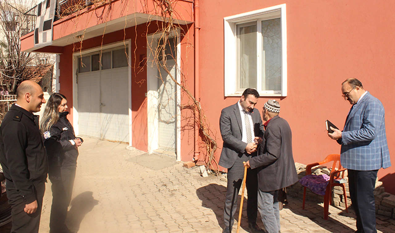 Kaymakam Şahin'den Kore Gazisi’ne ziyaret