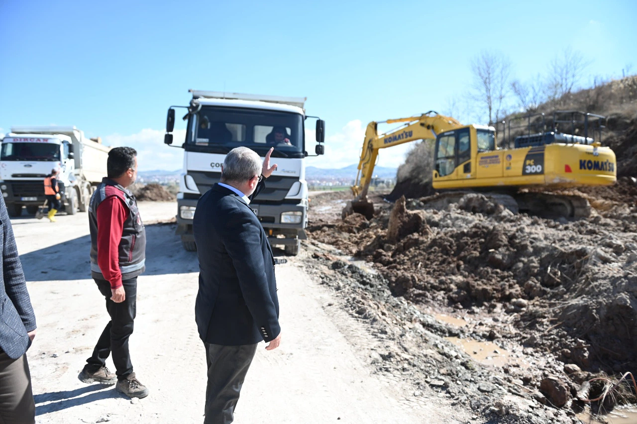 1400 Metrelik Yeni Yol Yapılıyor