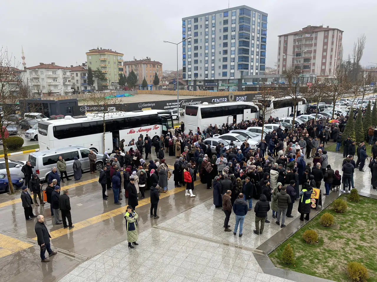 165 Kişilik Umre Kafilesi Dualarla Uğurlandı