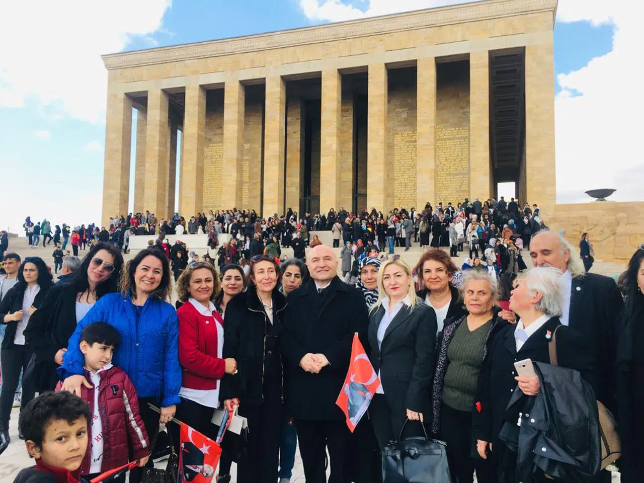 İYİ Partili Kadınlar Ata’nın Huzurunda
