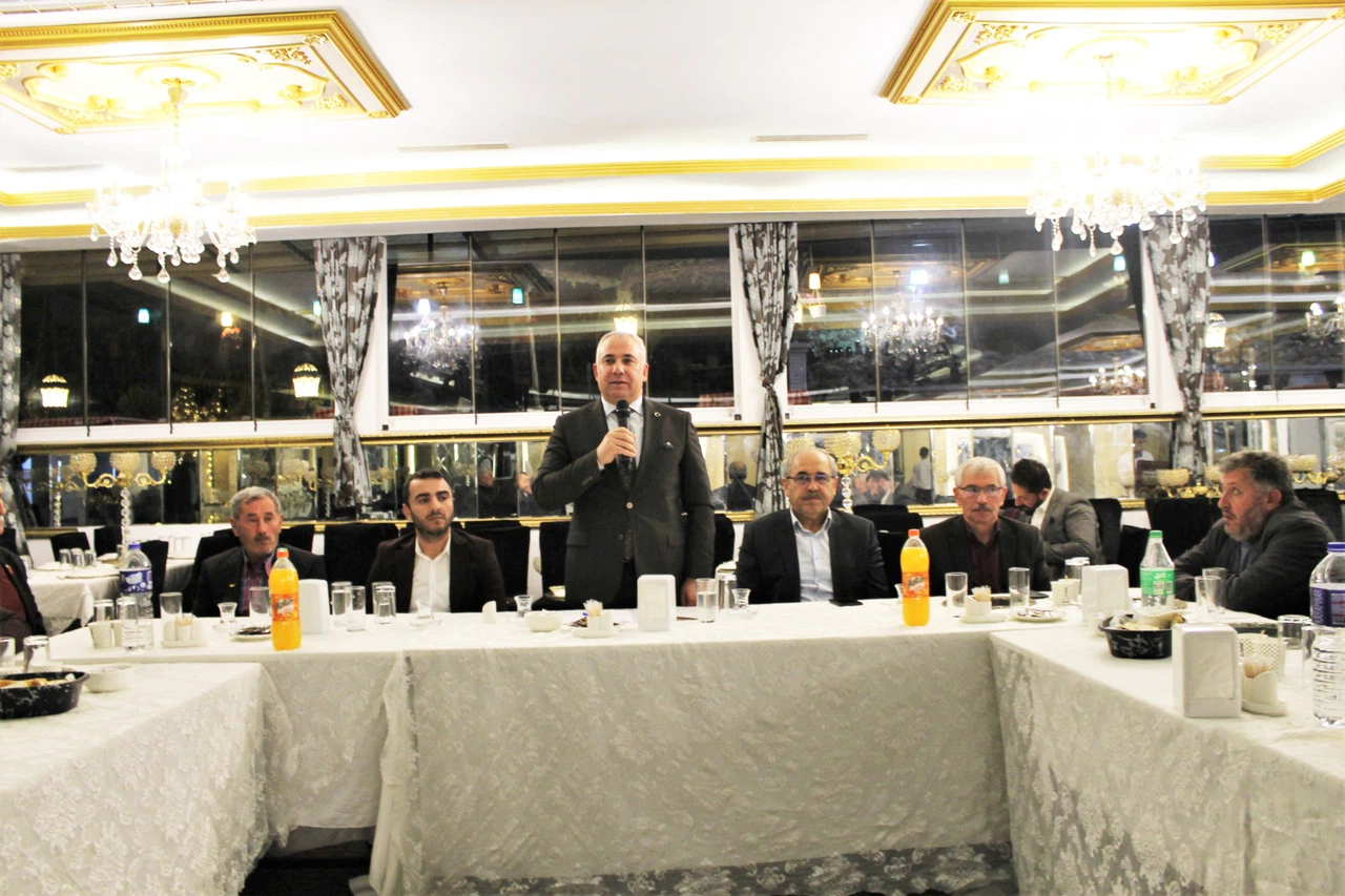 Işık: Hizmetkar Olmak Düsturuyla Yola Çıktım