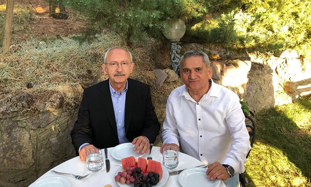 Mehmet Yolyapar Aday Adaylığını Açıklıyor