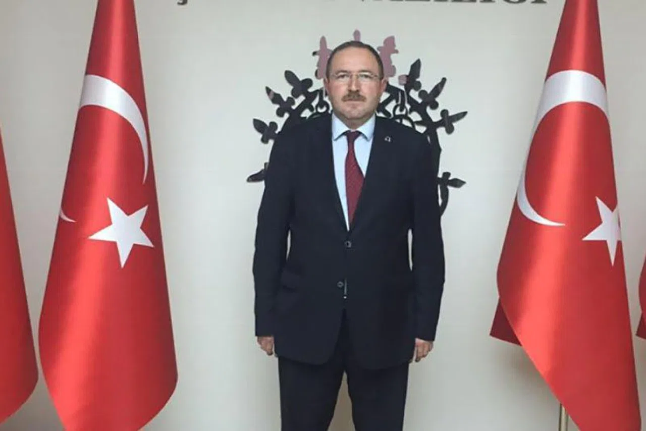 Mustafa Bayrak Emekli Oldu