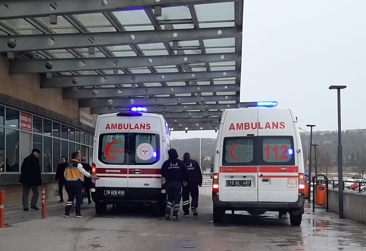 Önce Komşusunu Sonra Kendini Vurdu