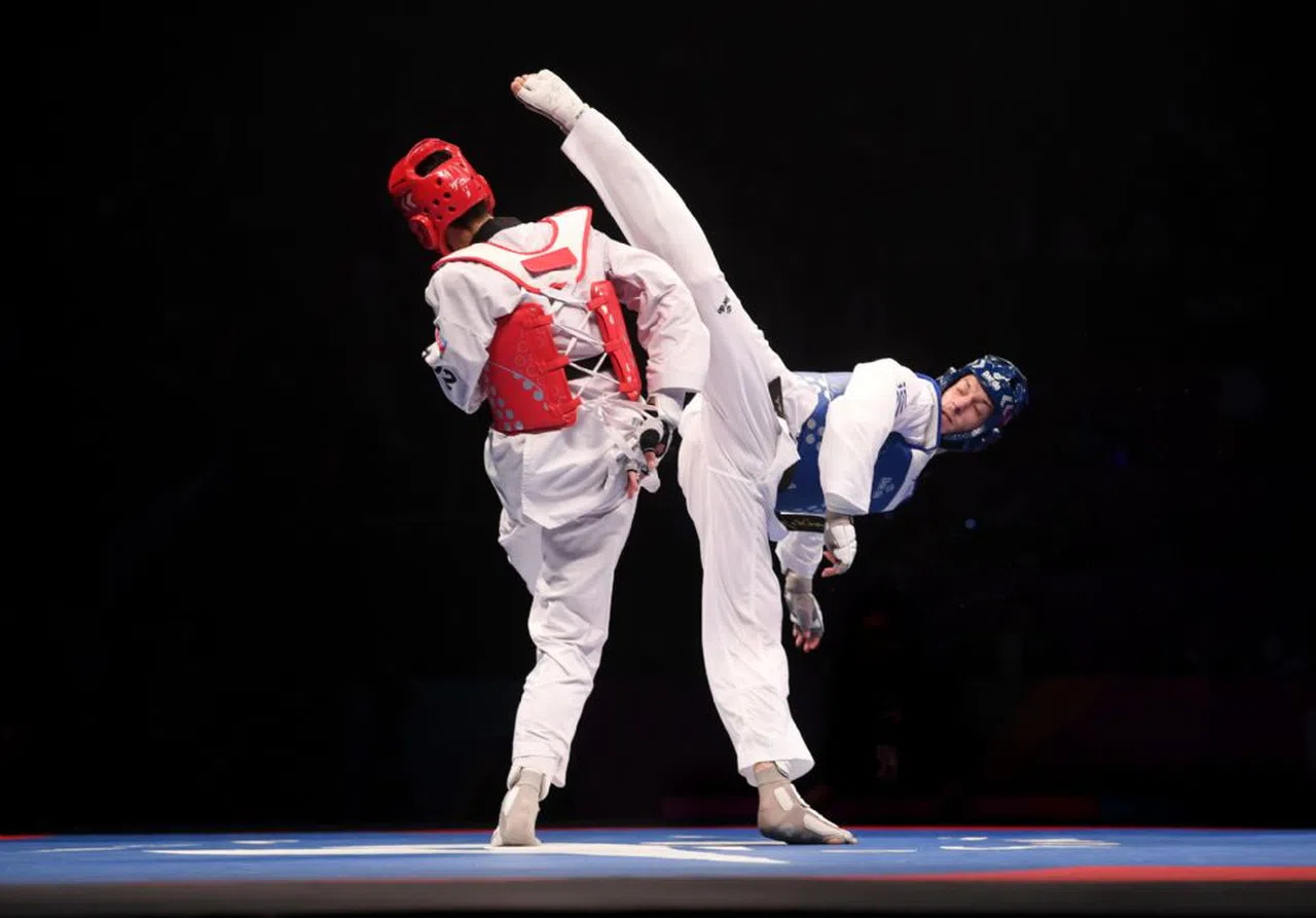 TAEKWONDO ELEKTRONİK SKOR SİSTEMİ