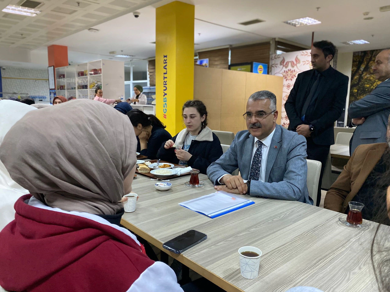Ahlatcı: Gençler, Terör Örgütleri ile İşbirliği Yapanlara Oy Vermeyecek