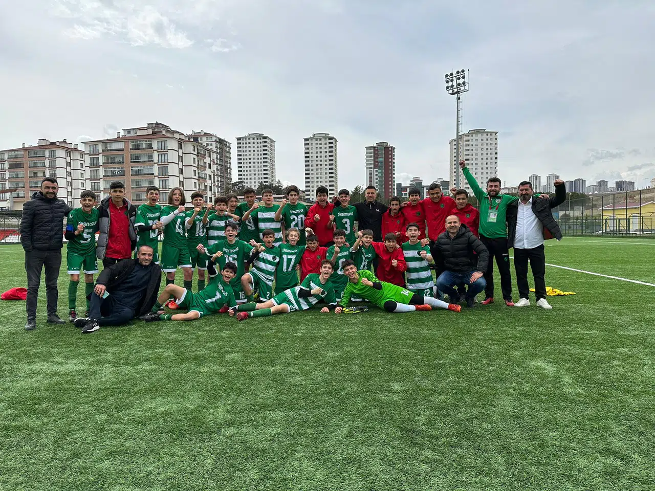 Çimentospor Şampiyon Oldu