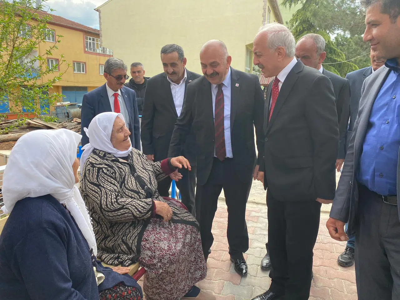 ‘Cumhur İttifakı Dimdik Ayakta’