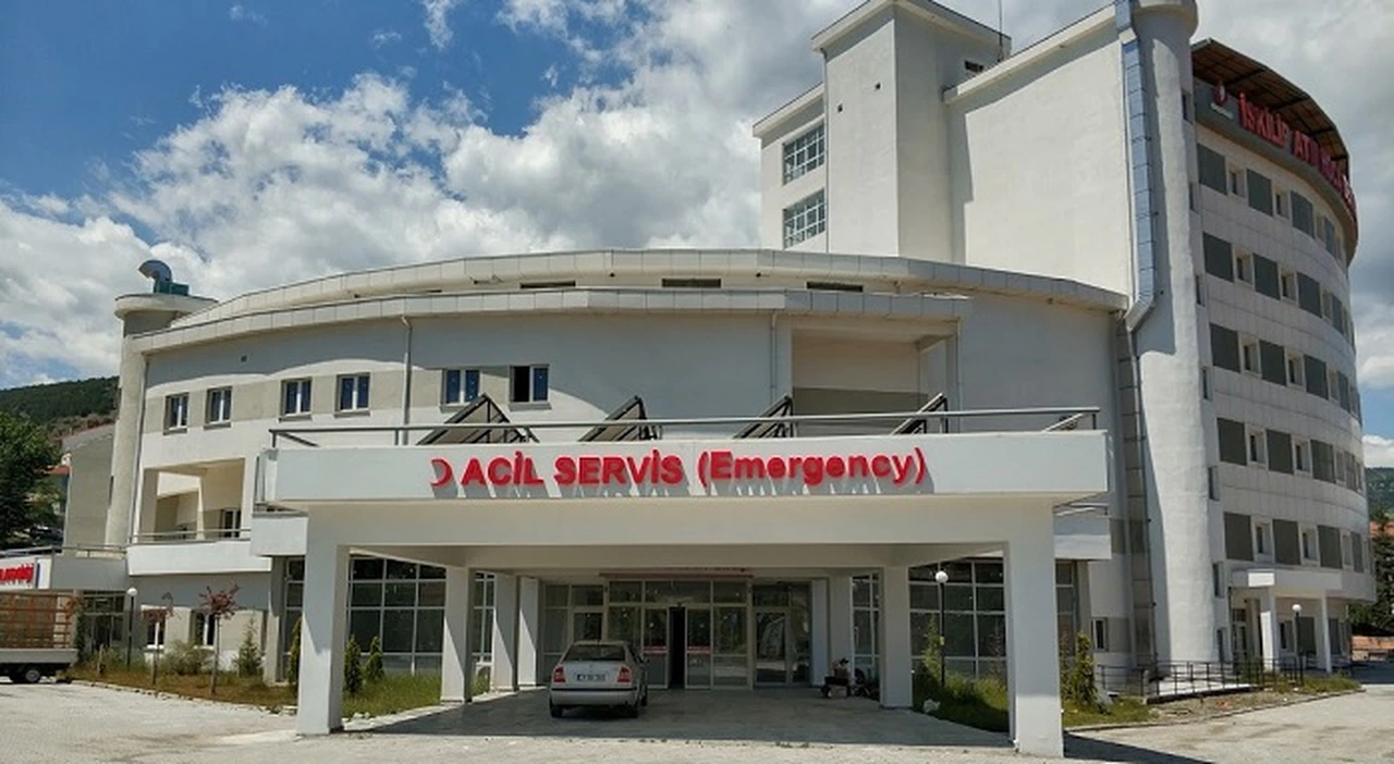 Devrilen Motosikletin Sürücüsü Yaralandı