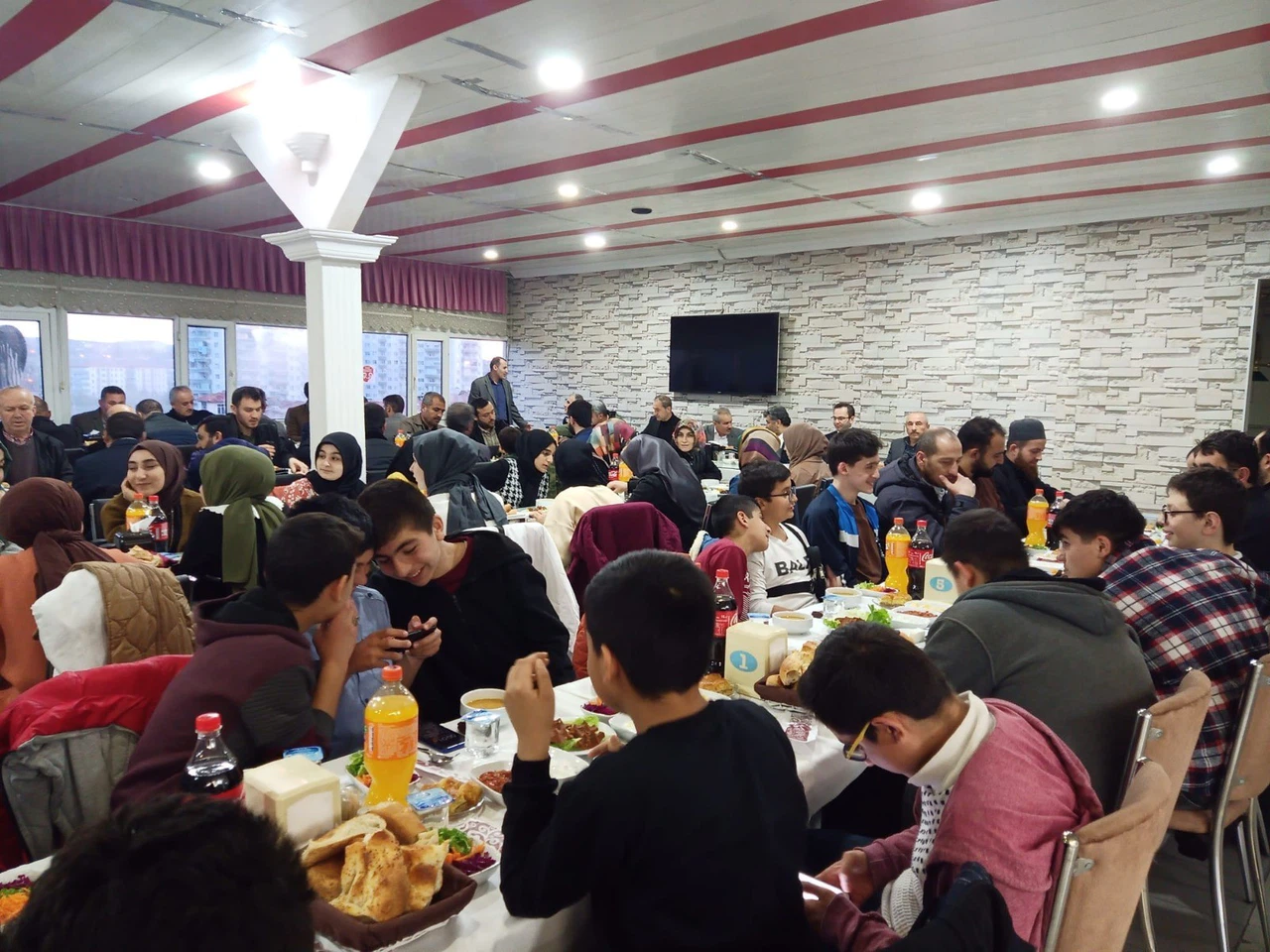 Din Görevlileri Öğrencilerle İftarda Buluştu